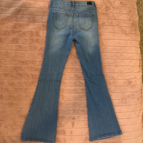 Stretchy Flare Leggings - Picture 3 of 5